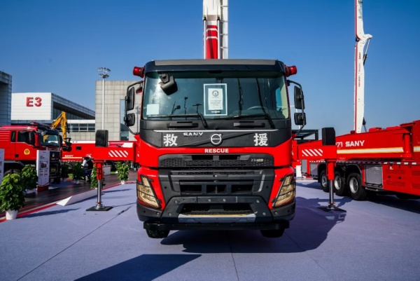 Volvo Chassis Vehicles Shine at China Fire Exhibition
