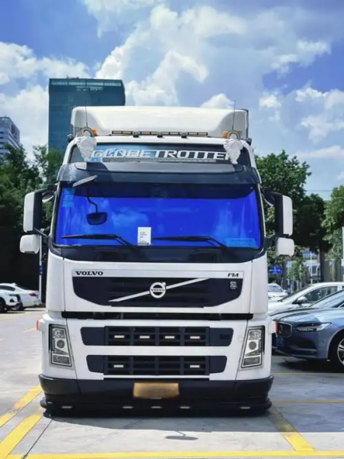 What Are the Selling Points of the Volvo New FM Tractor-Trailer in China?cid=4