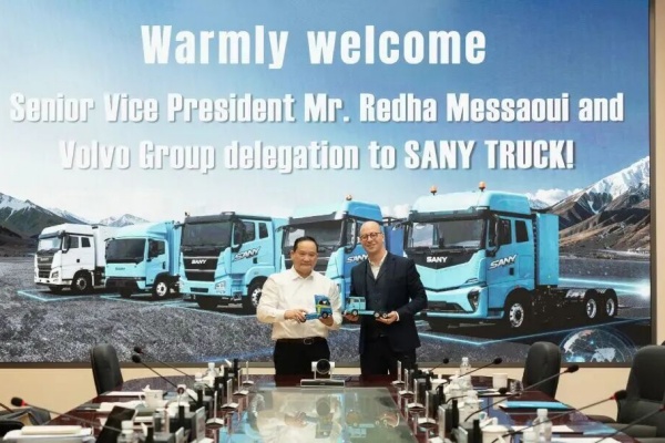 Volvo Group Senior Executives Visit China Sany